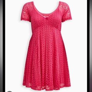 Torrid Betsey Johnson 3X plus size pink stretchy lace dress